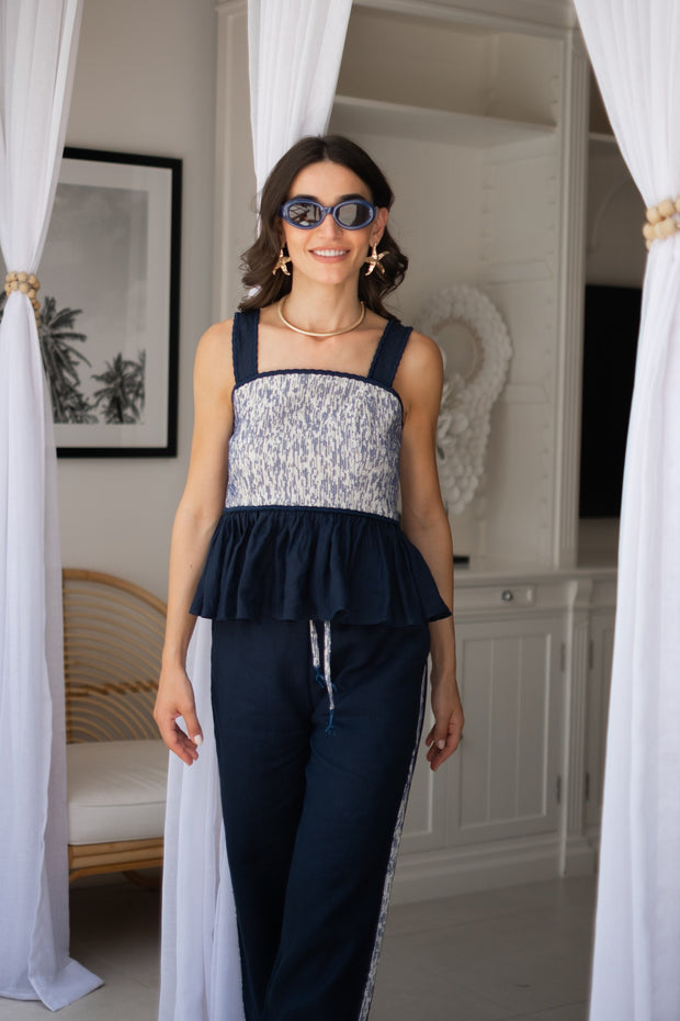 BEA STRAP TOP- NAVY