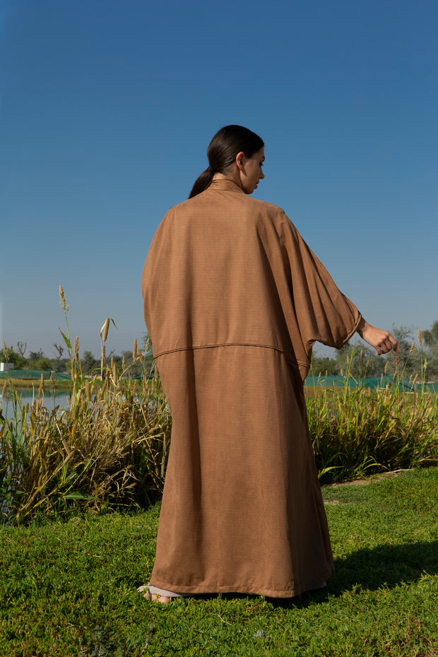 Camel Abaya with Bronze