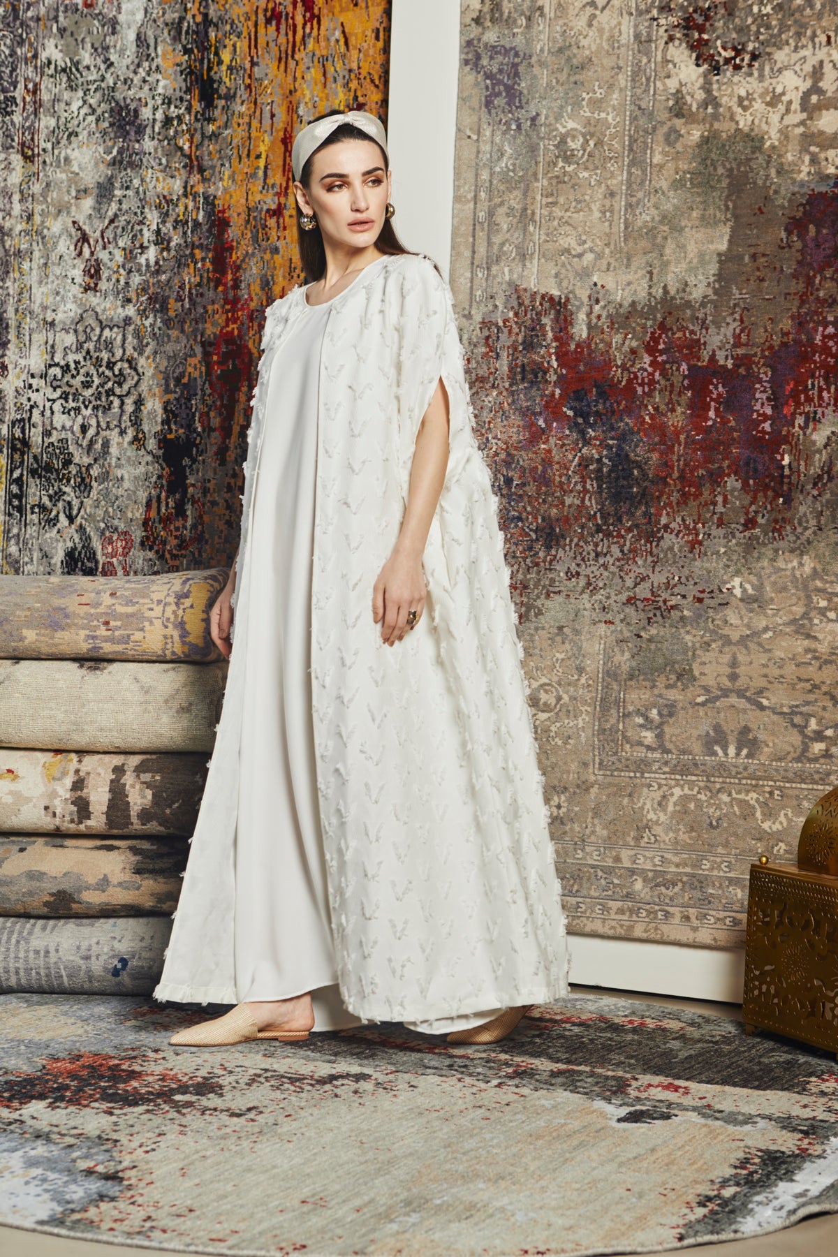FRAY Cape White