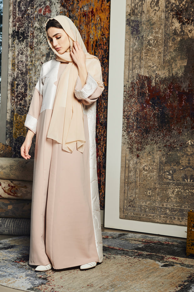 GOLDEN LINES Abaya